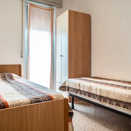 Spacious With Sea View - Beahost Apartman Bibione